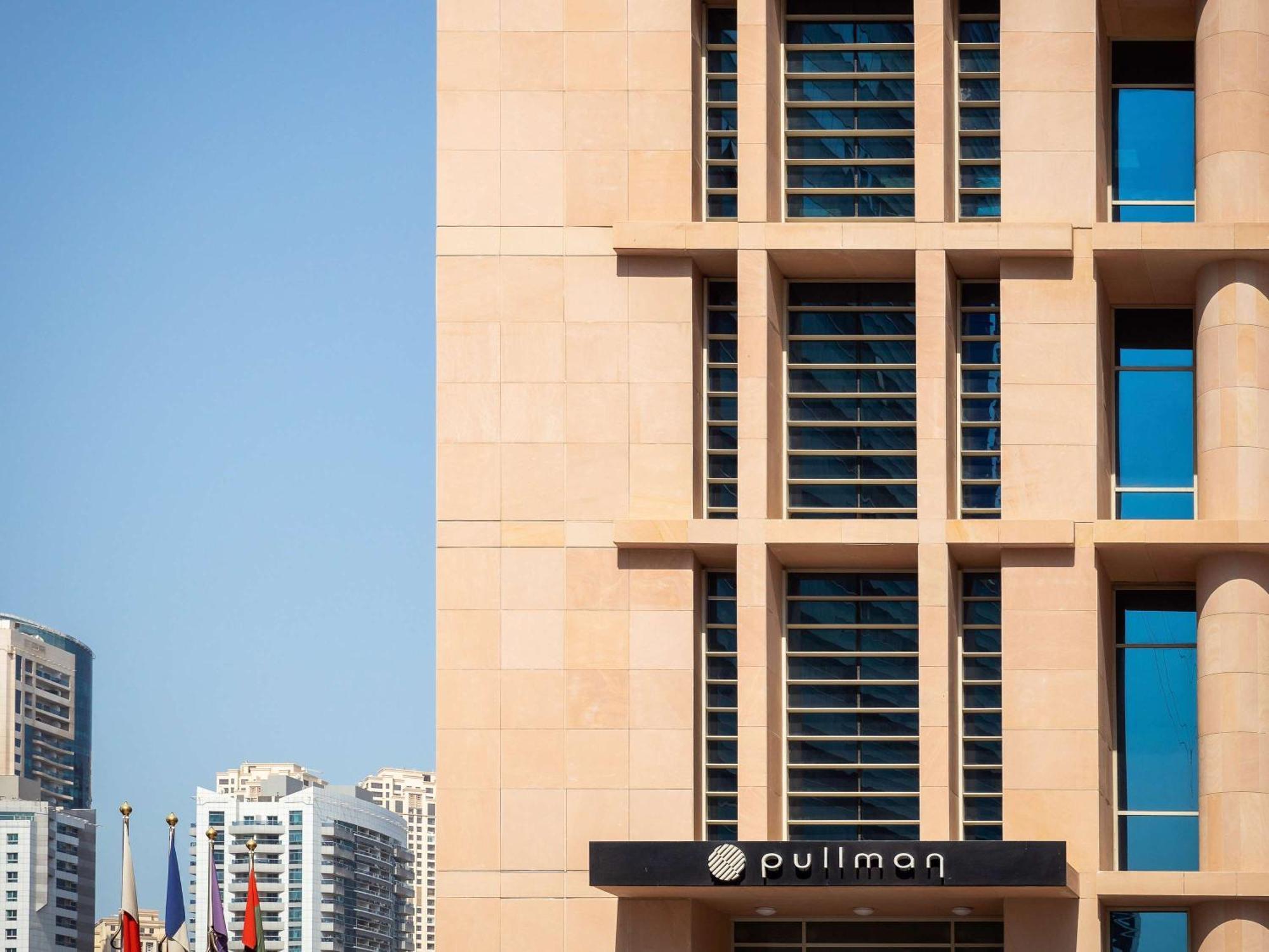 Pullman Dubai Jumeirah Lakes Towers Bagian luar foto Pullman Dubai Jumeirah Lakes Towers